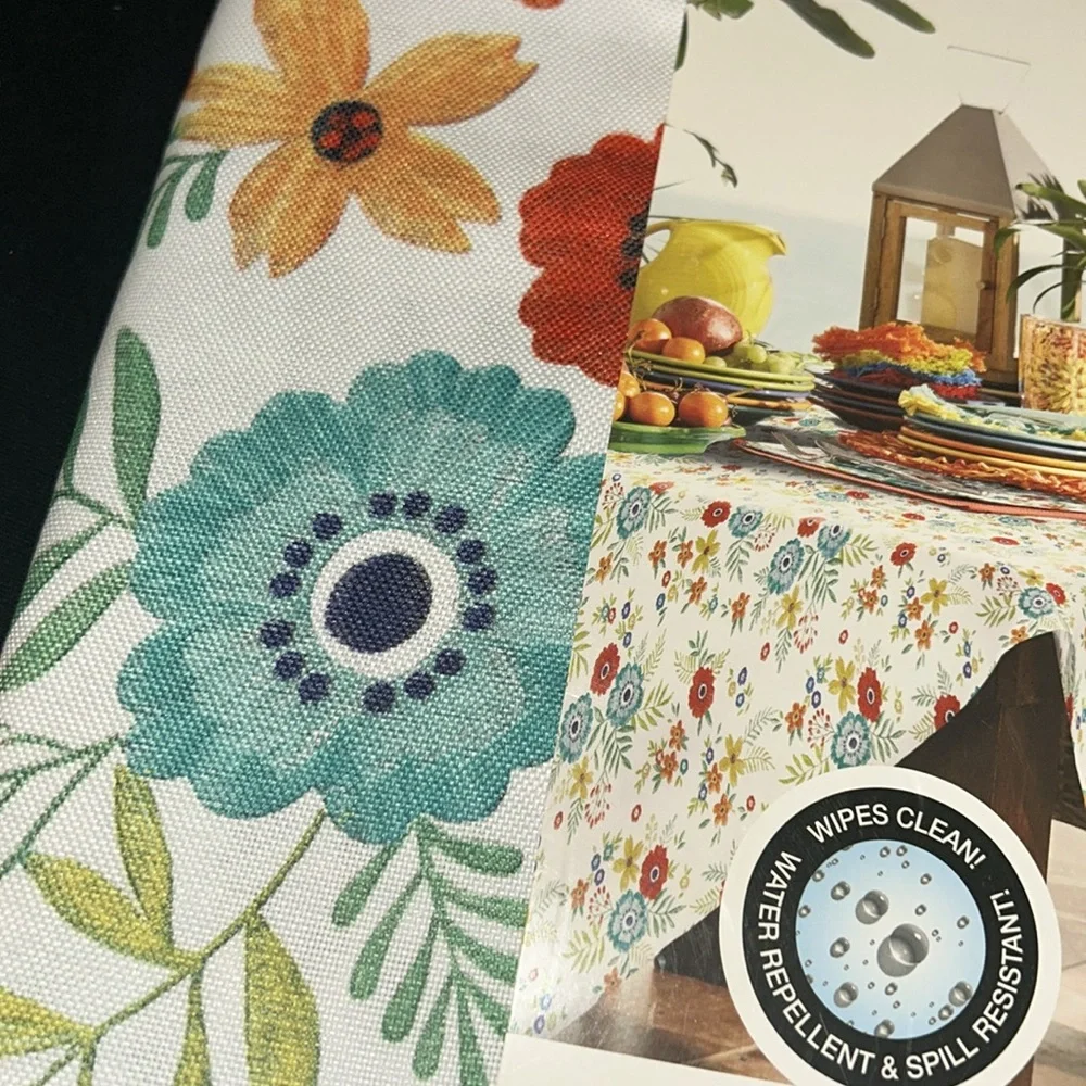 NWT Fiesta Floral Fabric Tablecloth